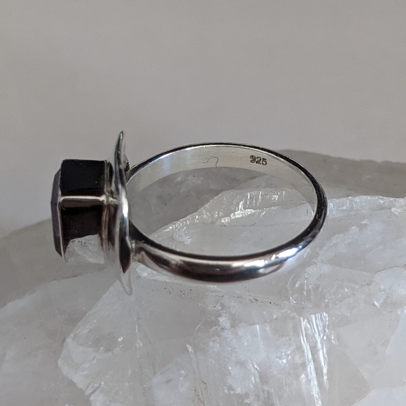 Natural Purple Amethyst, 925 Silver Ring, size 9 - Picture 6 of 9